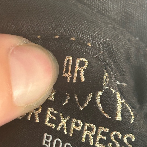 Express Size 4 Boot Cut Jeans with Subtle Fading - Picture 6 of 8